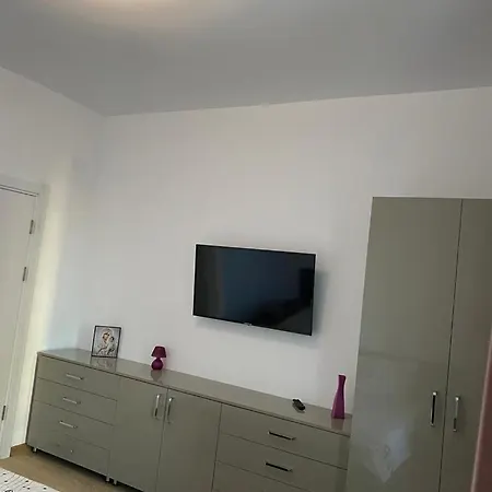 Apartment Casa Cristina *